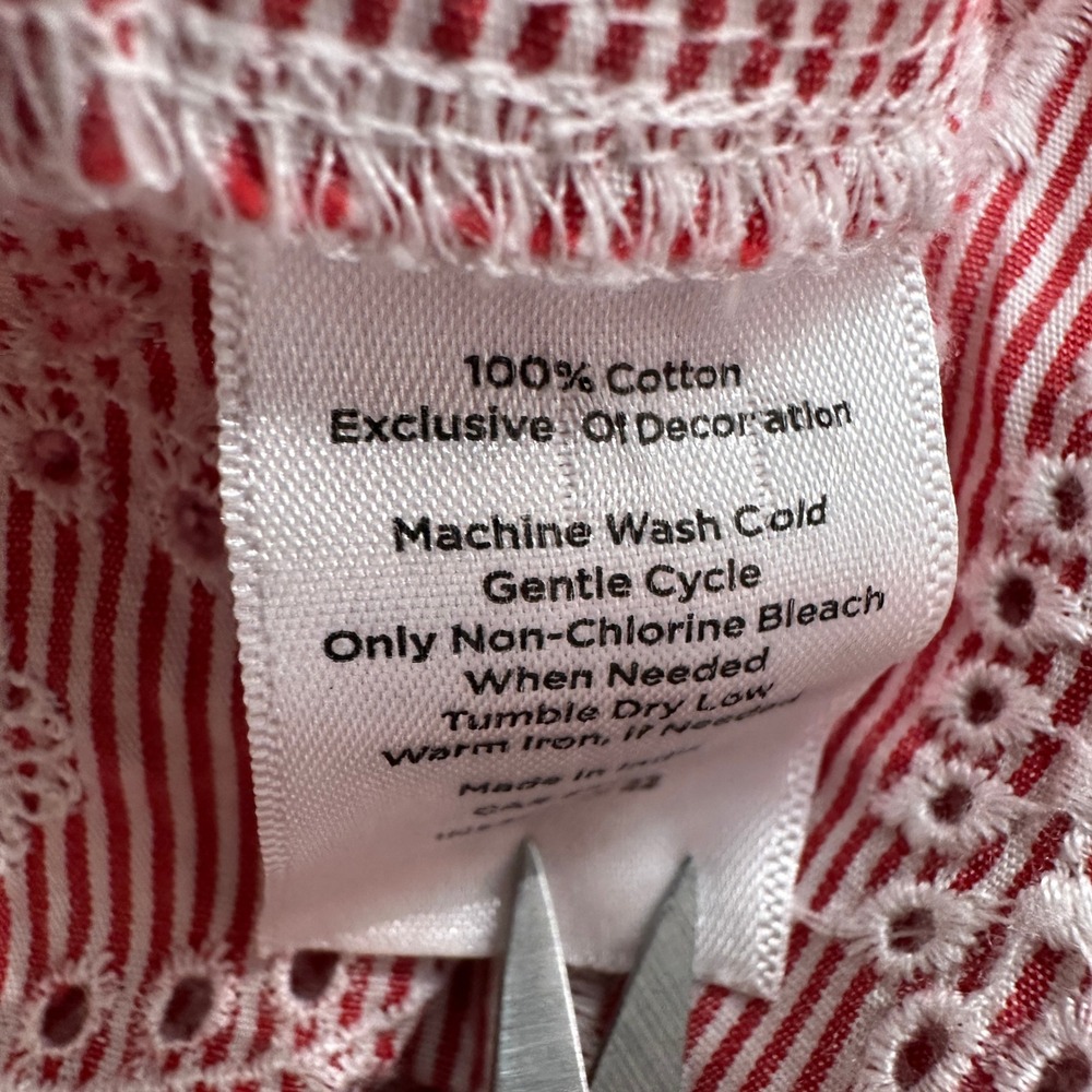 Talbots Red White Striped Eyelet Embroidered Sleeveless V-Neck Top Large Cotton - Picture 7 of 7